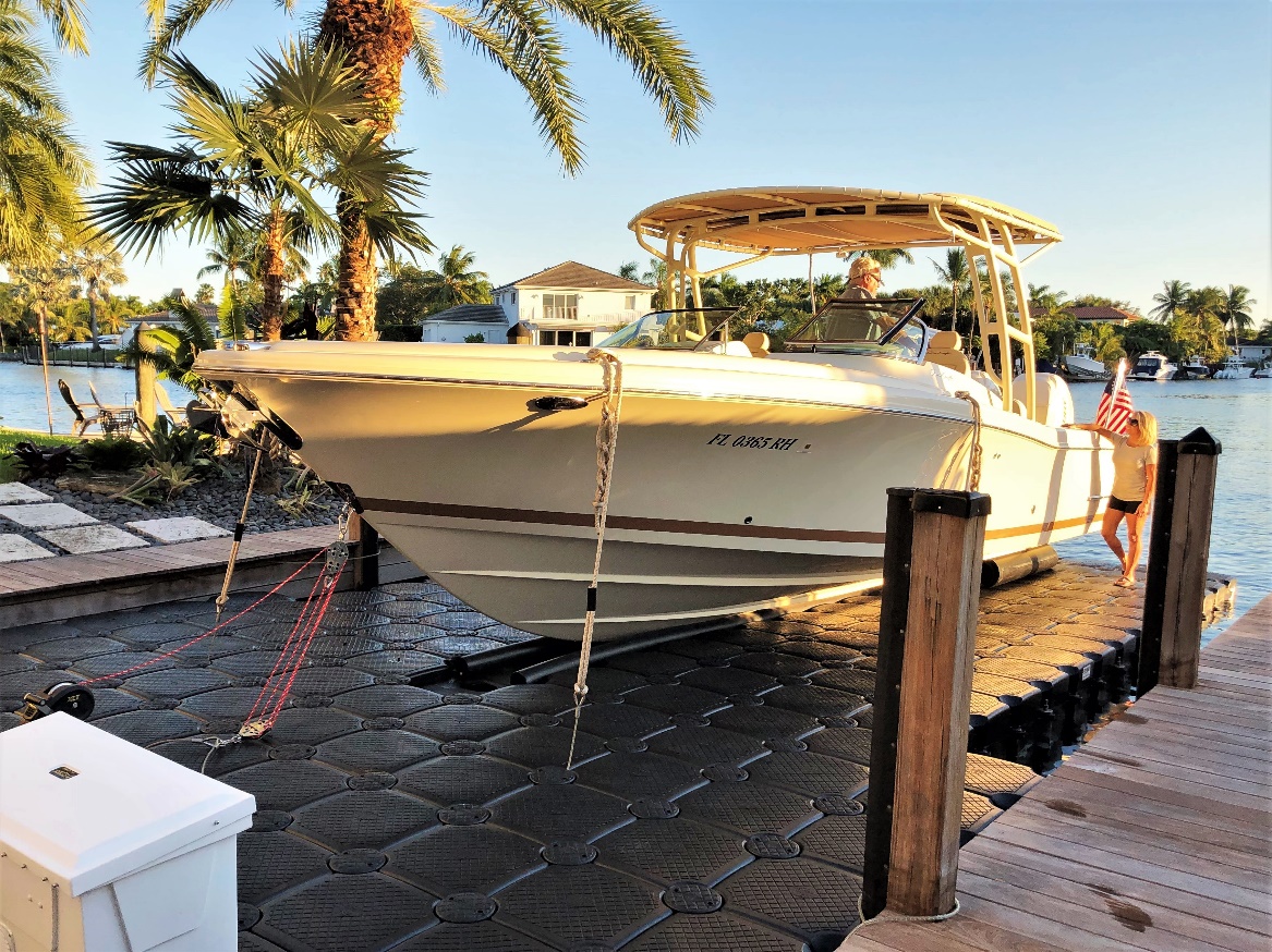 5 Things to Know About Our Float Air Boat Lifts Learn a Few Benefits